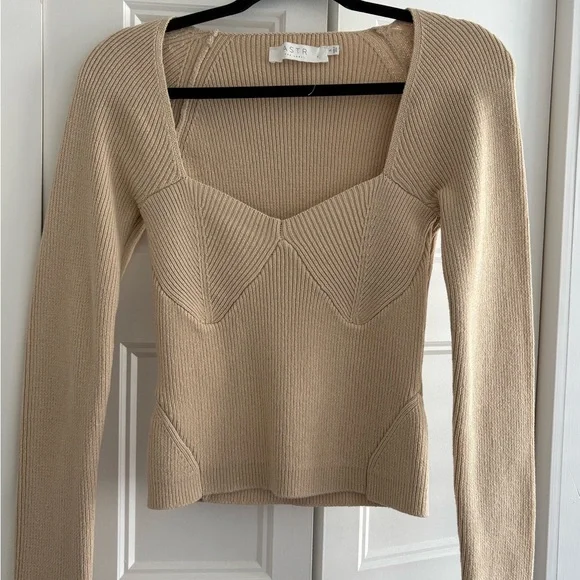 Astr Tan Ribbed Knit Top - Picture 1 of 3
